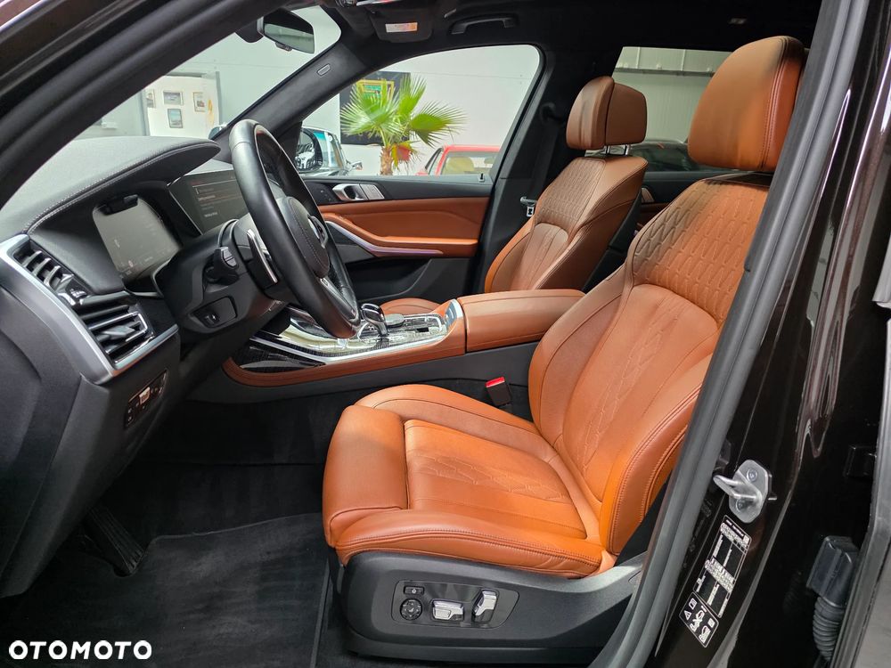 BMW X7 xDrive40d mHEV - 14