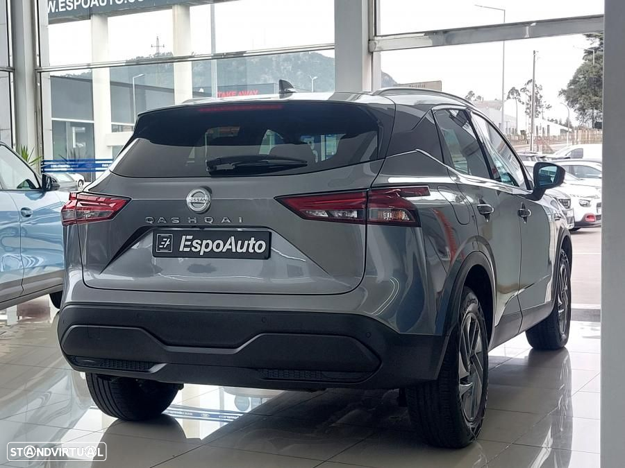 Nissan Qashqai 1.3 DIG-T N-Connecta - 2