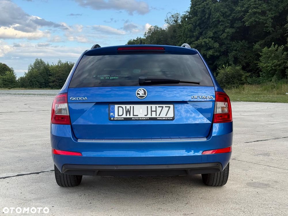 Skoda Octavia 1.6 TDI Ambition DSG - 10
