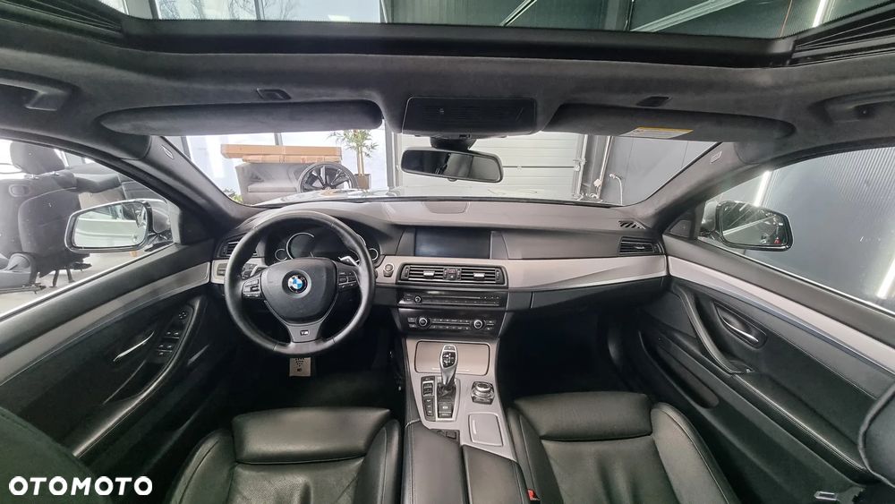 BMW Seria 5 M550d xDrive Sport-Aut - 7