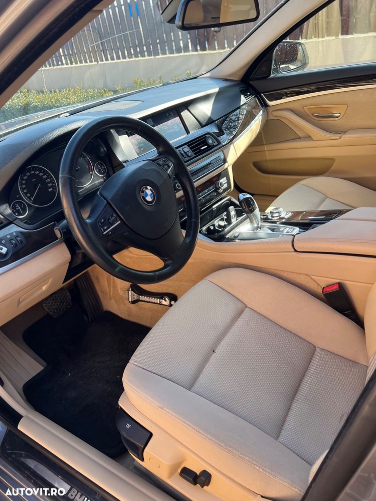 BMW Seria 5 520d Sport-Aut. - 10
