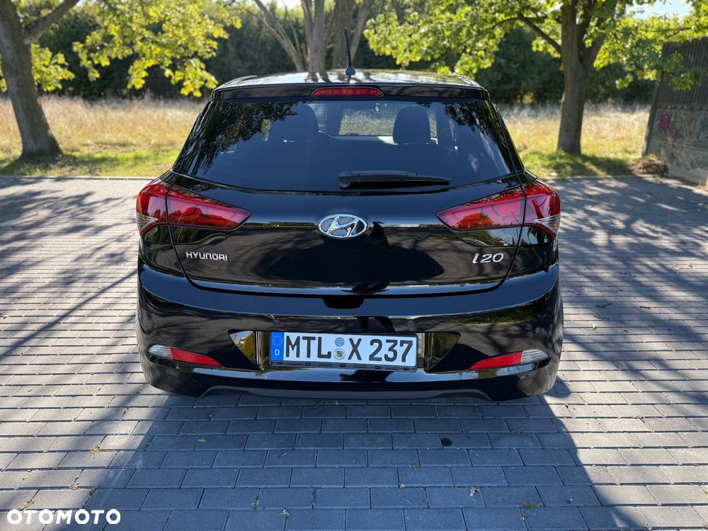 Hyundai i20 1.2 Passion Plus - 6
