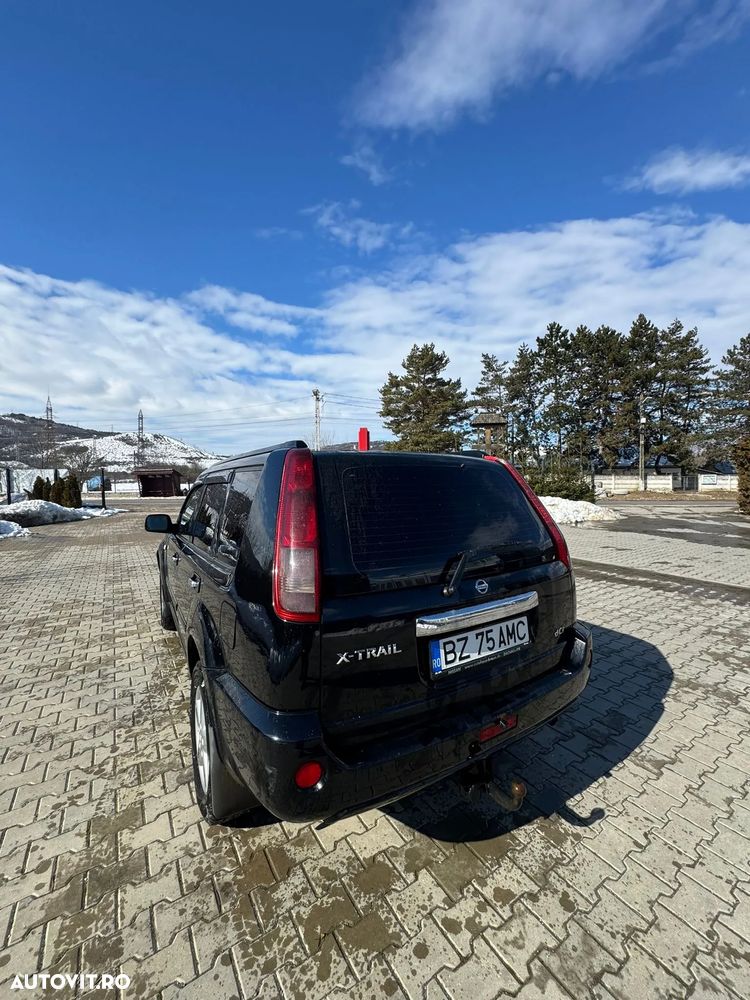 Nissan X-Trail 2.2 dCi Comfort - 2