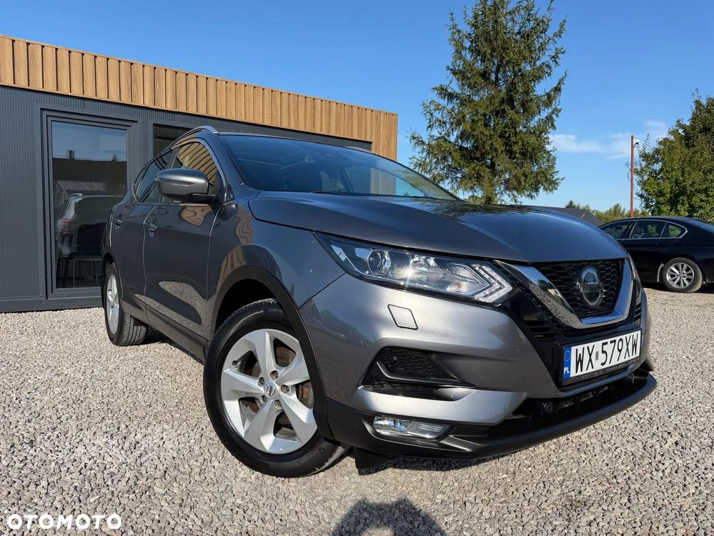 Nissan Qashqai 1.3 DIG-T N-Connecta EU6d - 17