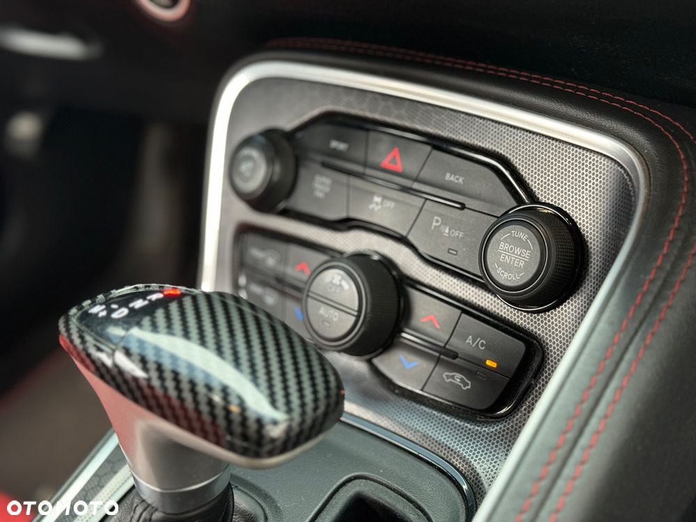 Dodge Challenger Automatik SRT 392 - 27