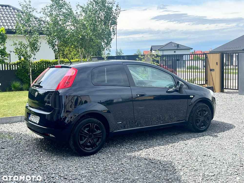 Fiat Punto 1.2 8V - 11