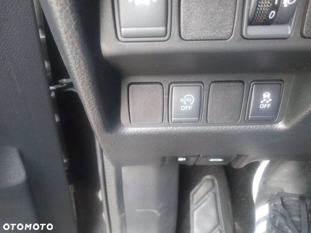 Nissan Qashqai 1.2 DIG-T N-Vision - 23