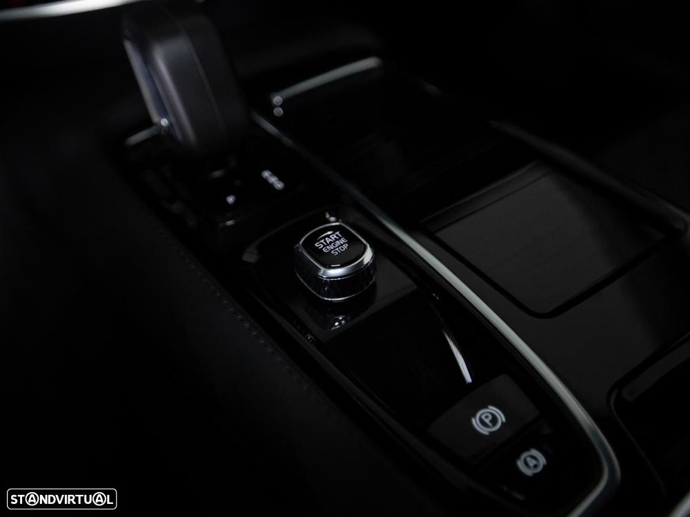 Volvo V60 2.0 T6 AWD TE Core - 20