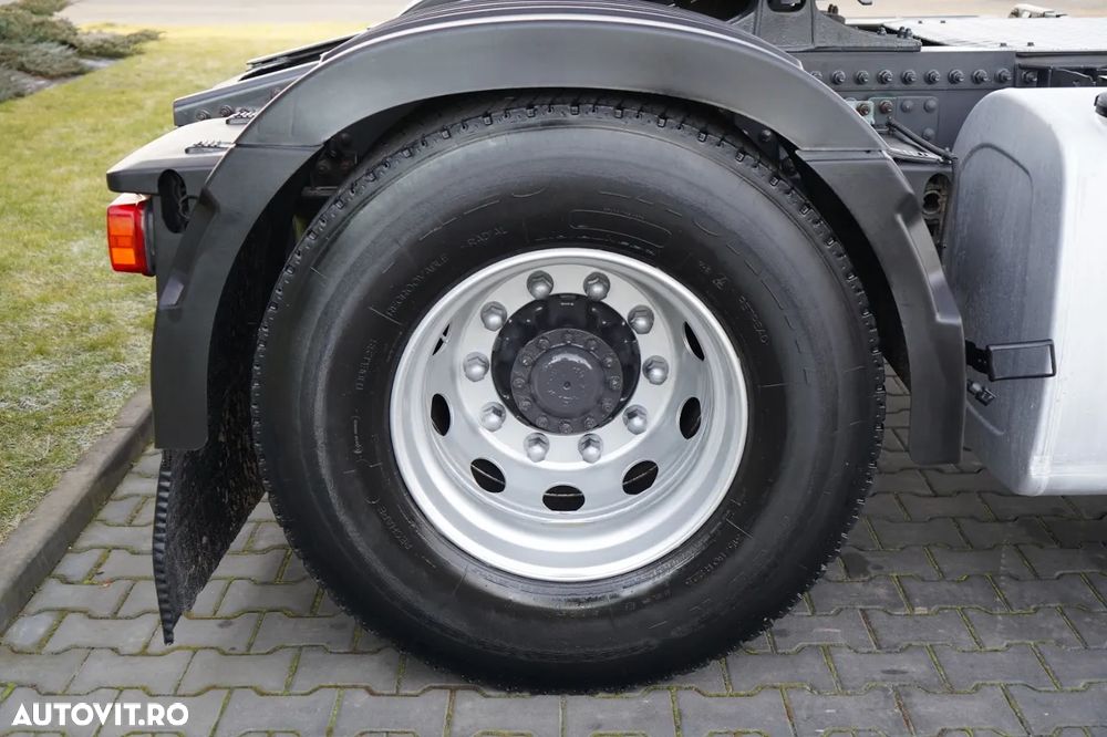 Volvo FM 380 / ADR COMPLET / CABINĂ DE ZI / I-SHIFT / 13 LITRI / - 21