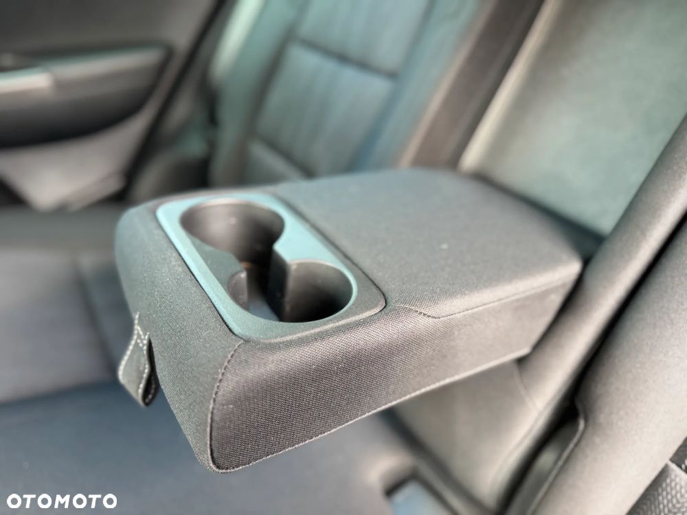 Kia Sportage 1.6 T-GDI L Business Line 4WD - 27