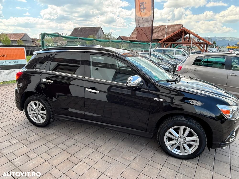 Mitsubishi ASX - 8