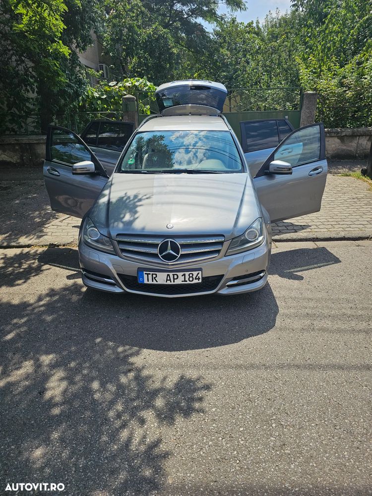 Mercedes-Benz C - 4
