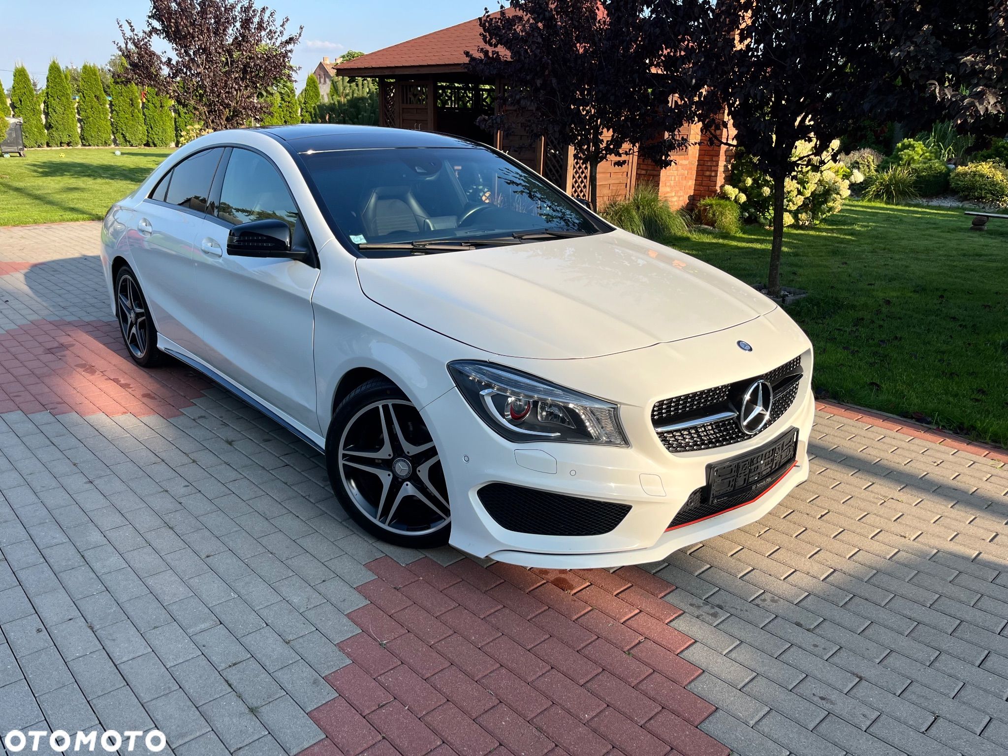 Mercedes-Benz CLA 200 CDI 7G-DCT AMG Line - 1