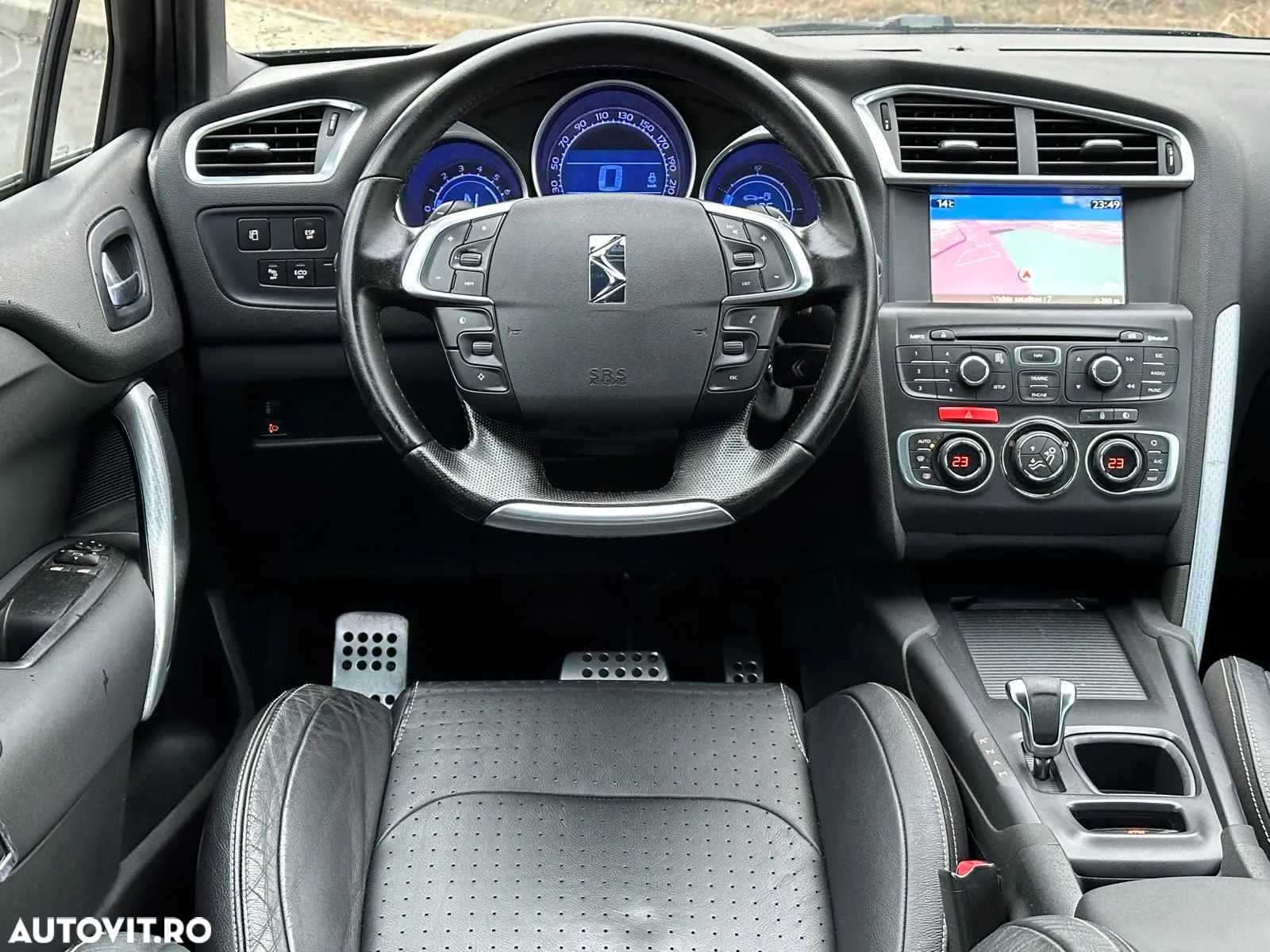 Citroën DS4 e-HDi 110 EGS6 SoChic - 18