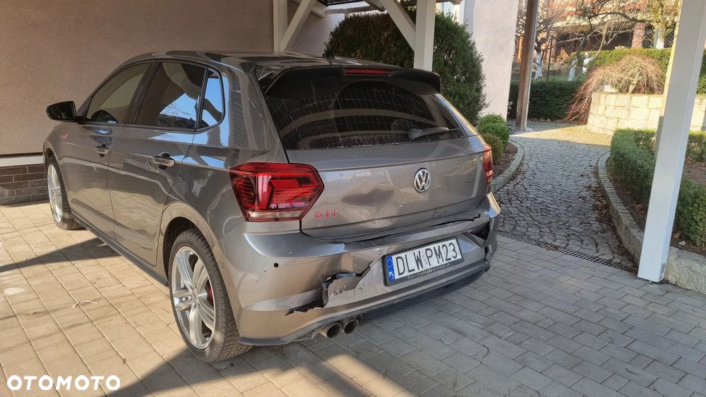 Volkswagen Polo - 14