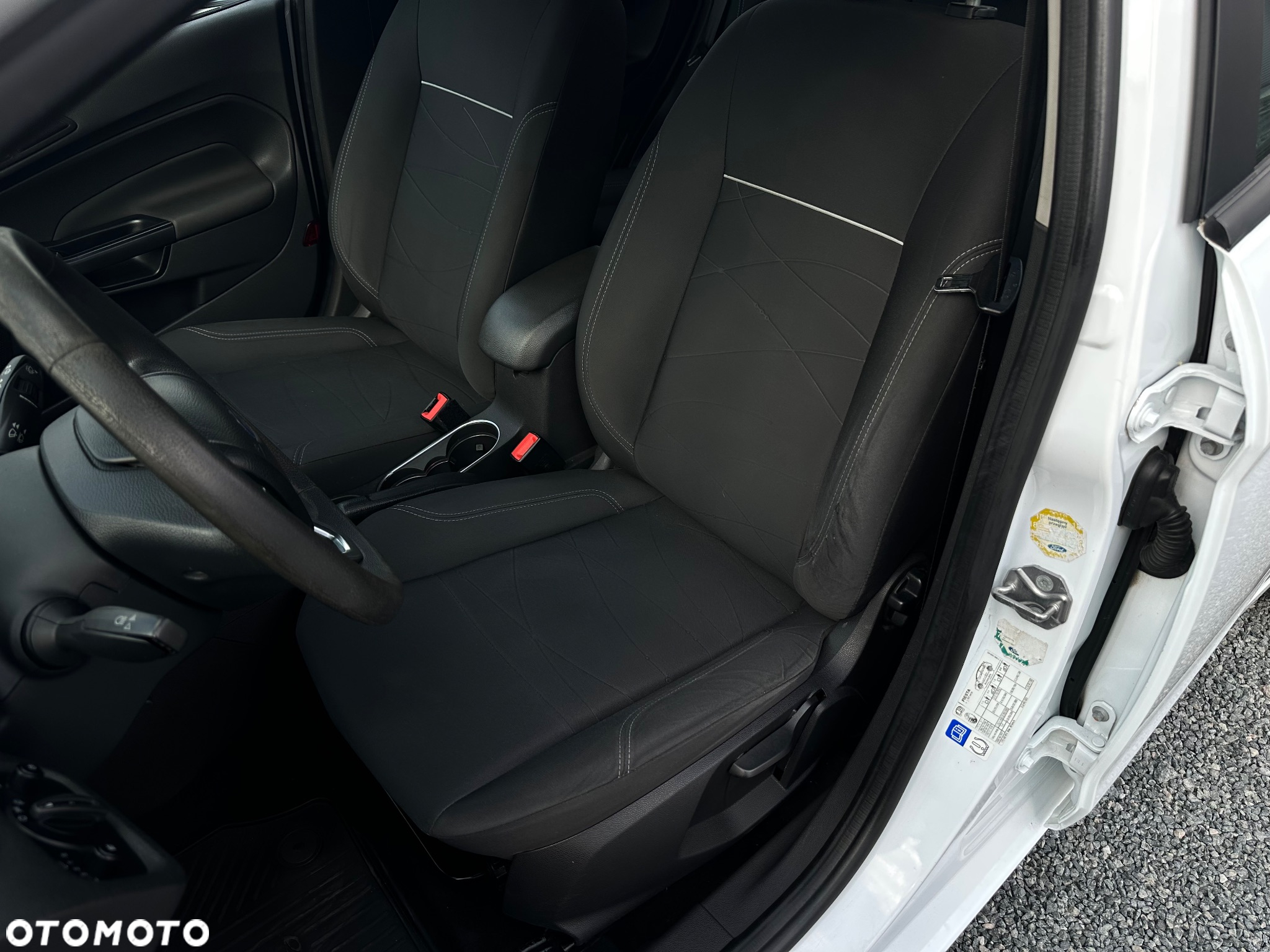 Ford Fiesta 1.0 EcoBoost Platinium X - 14