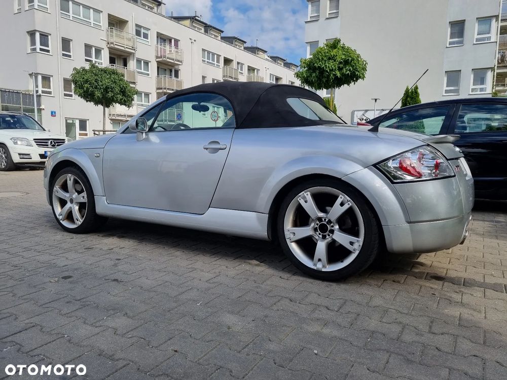 Audi TT Roadster - 6