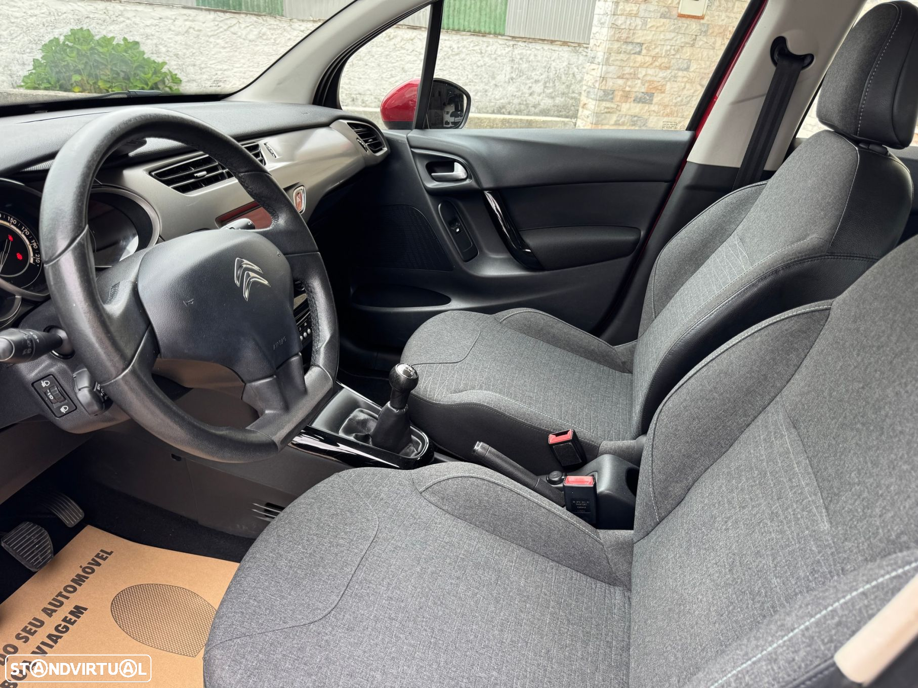 Citroën C3 1.0 PureTech Attraction - 11