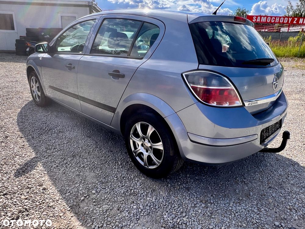 Opel Astra 1.6 - 4
