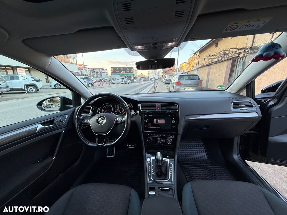 Volkswagen Golf Variant 2.0 TDI SCR DSG IQ.DRIVE - 15