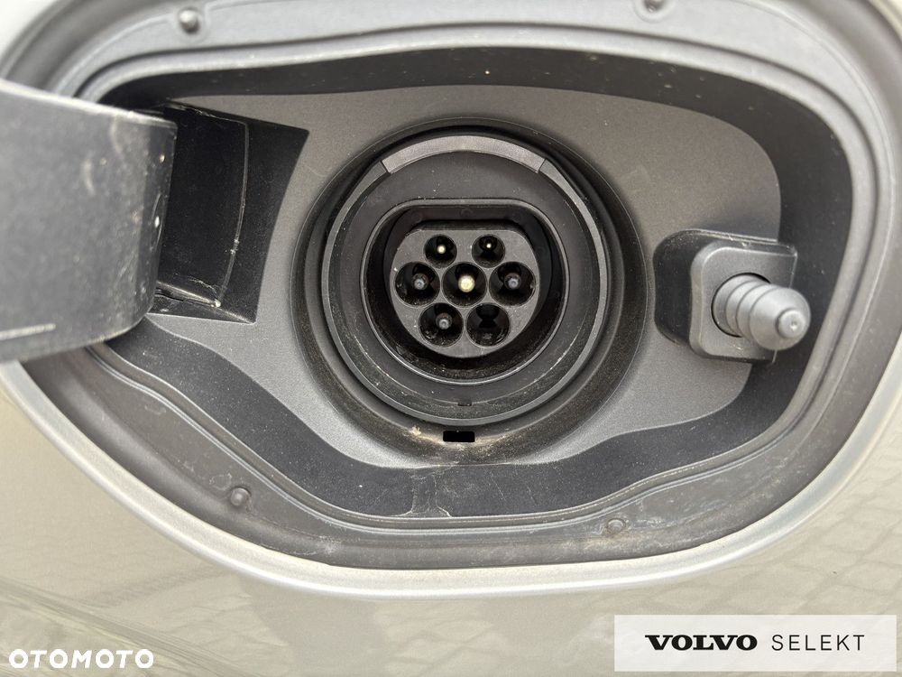 Volvo XC 90 - 23