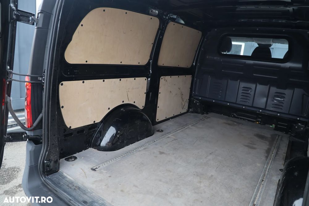 Mercedes-Benz Vito - 23