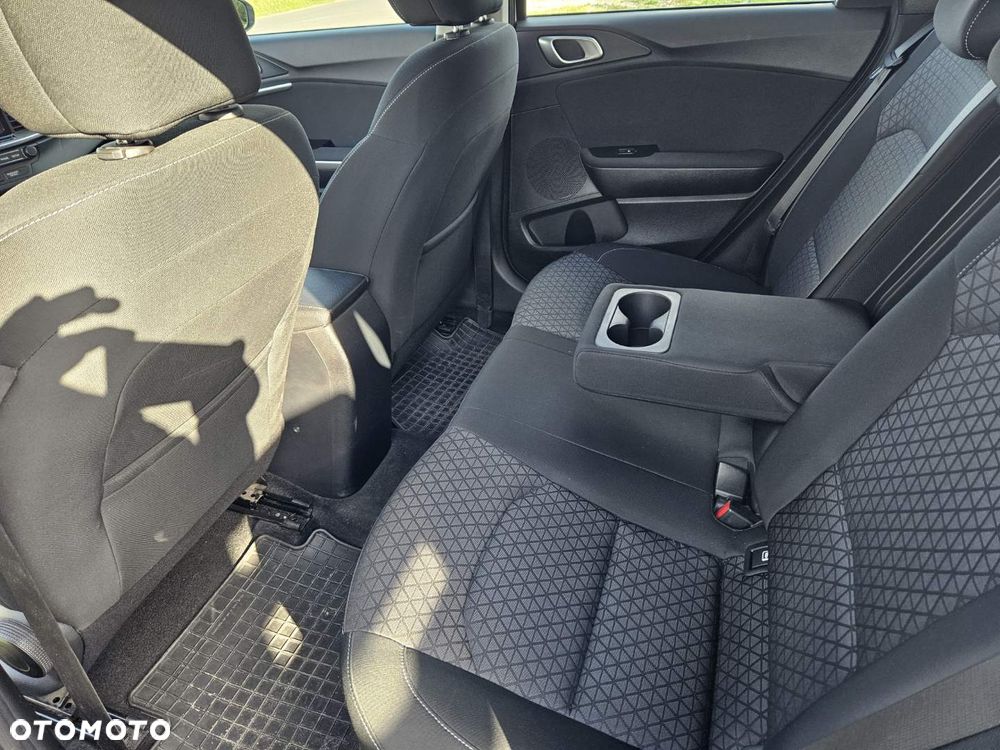 Kia Ceed 1.4 M - 6