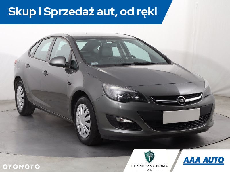 Opel Astra - 2