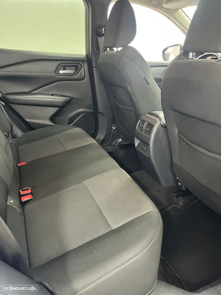 Nissan Qashqai 1.3 DIG-T N-Connecta LED+SKY - 11