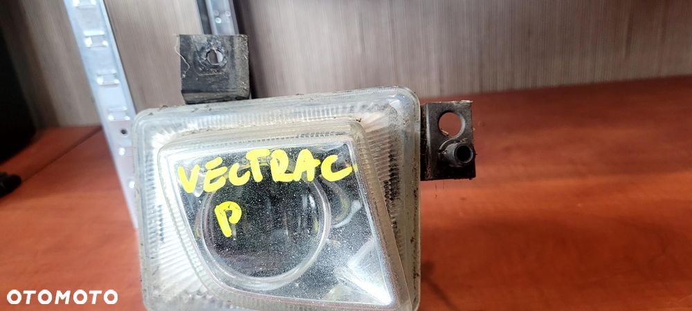 HALOGEN PRAWY  VECTRA C 2005 OPEL SIGNUM - 2
