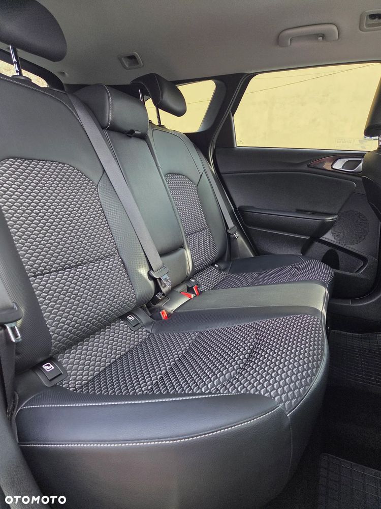 Kia Ceed 1.0 T-GDI Business Line - 14