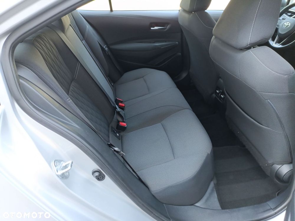 Toyota Corolla 1.6 Comfort - 13