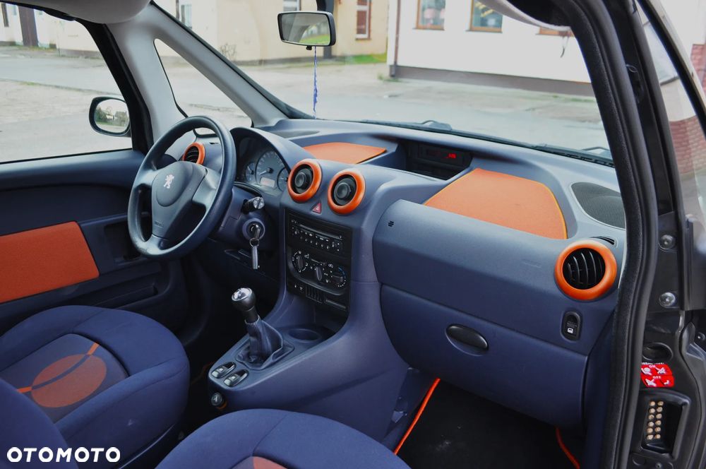 Peugeot 1007 90 Premium - 18