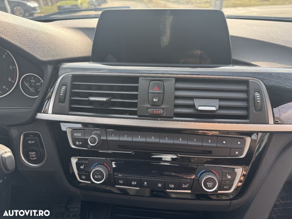 BMW Seria 3 320d Touring Aut. Sport Line - 7