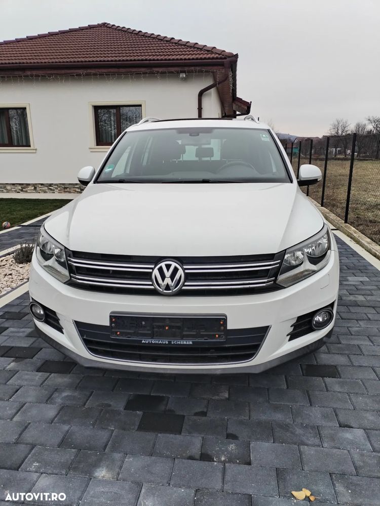 Volkswagen Tiguan 2.0 TDI DPF BlueMotion Technology Lounge Sport & Style - 6