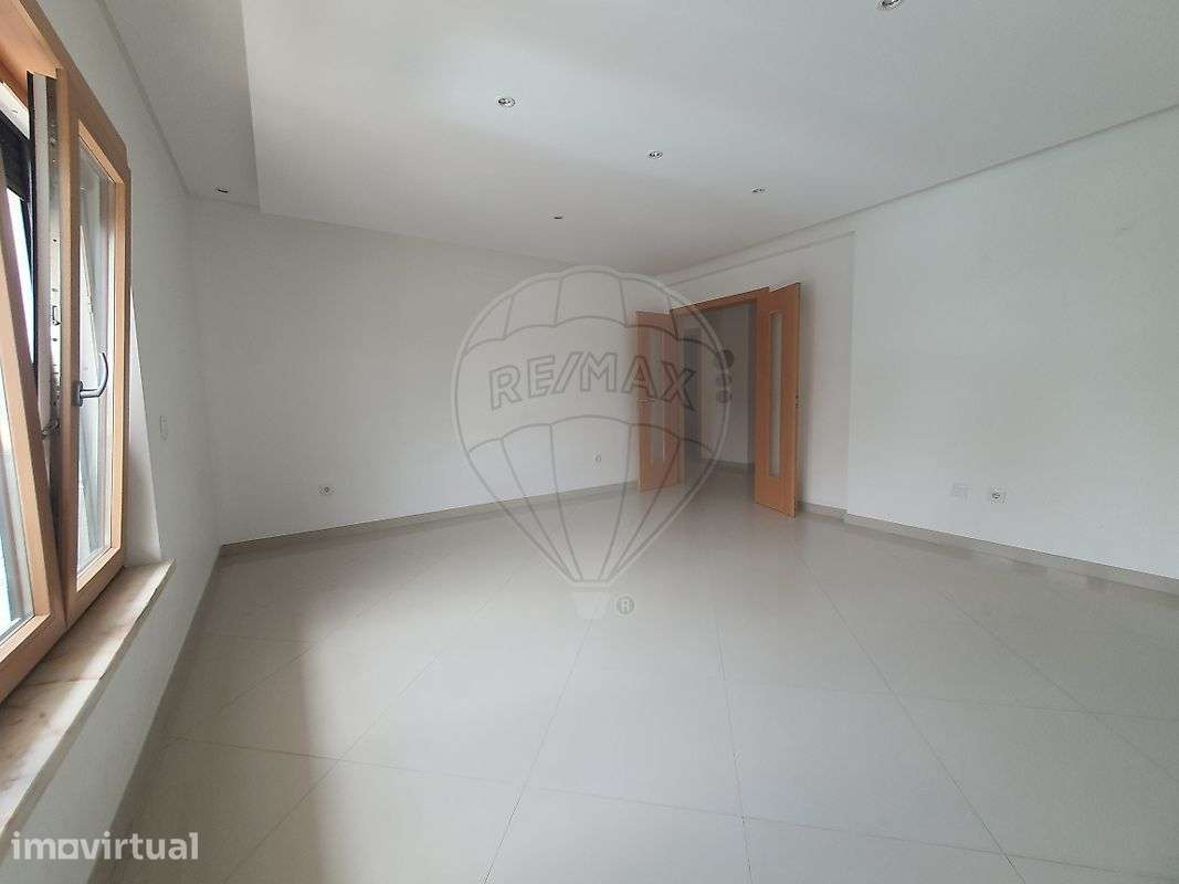 Apartamento T4 para venda - Grande imagem: 3/27