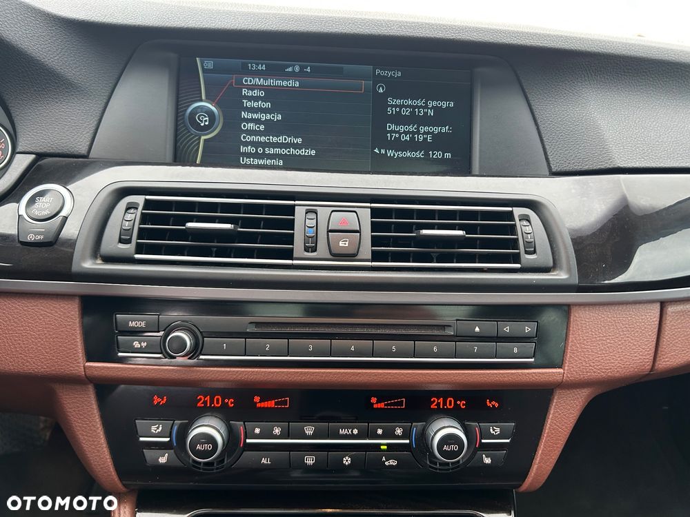 BMW Seria 5 520d Sport-Aut - 25