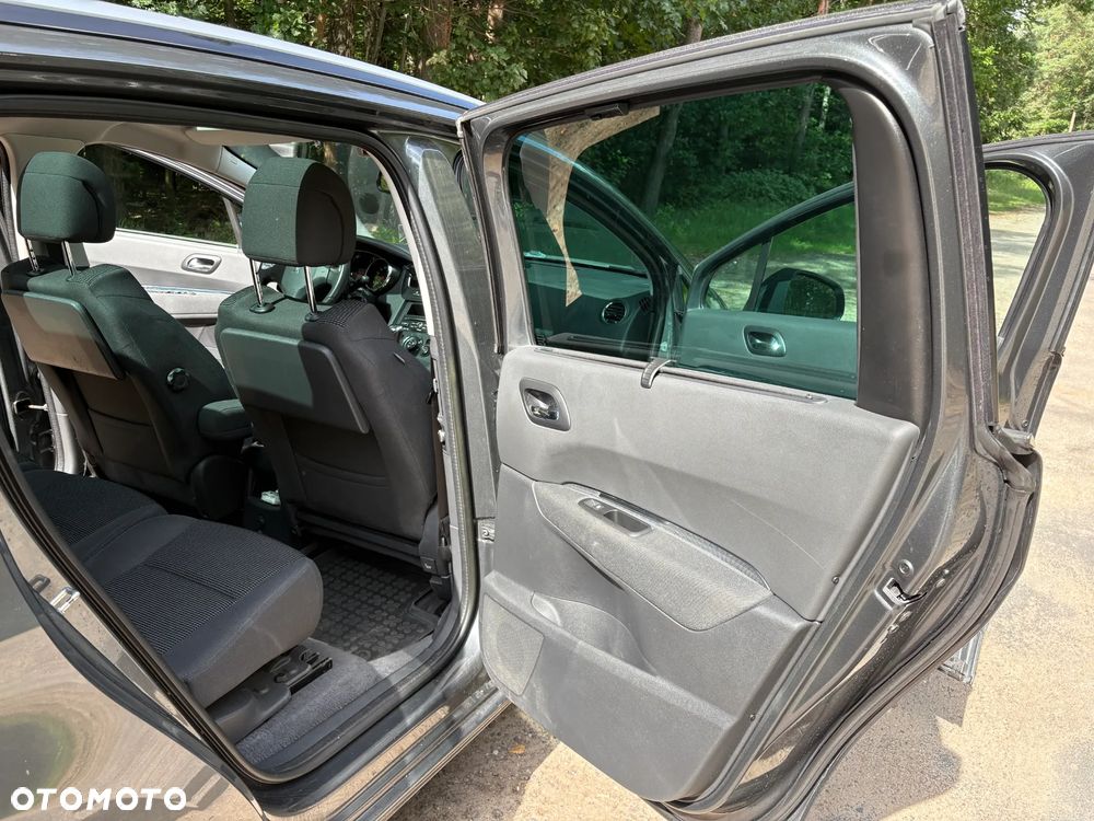 Peugeot 5008 - 18