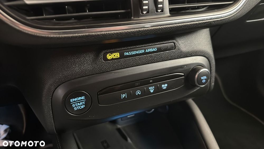 Ford Focus 1.0 EcoBoost mHEV Titanium X - 17