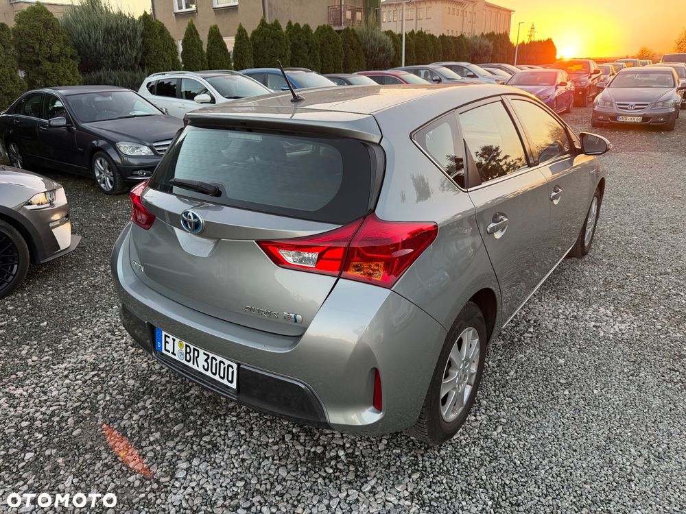 Toyota Auris 1.8 HSD Luna - 7