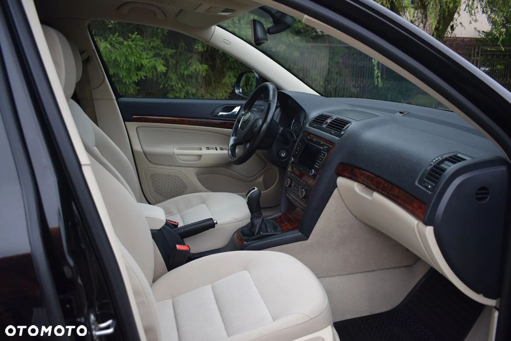 Skoda Octavia 2.0 TDI Elegance - 6