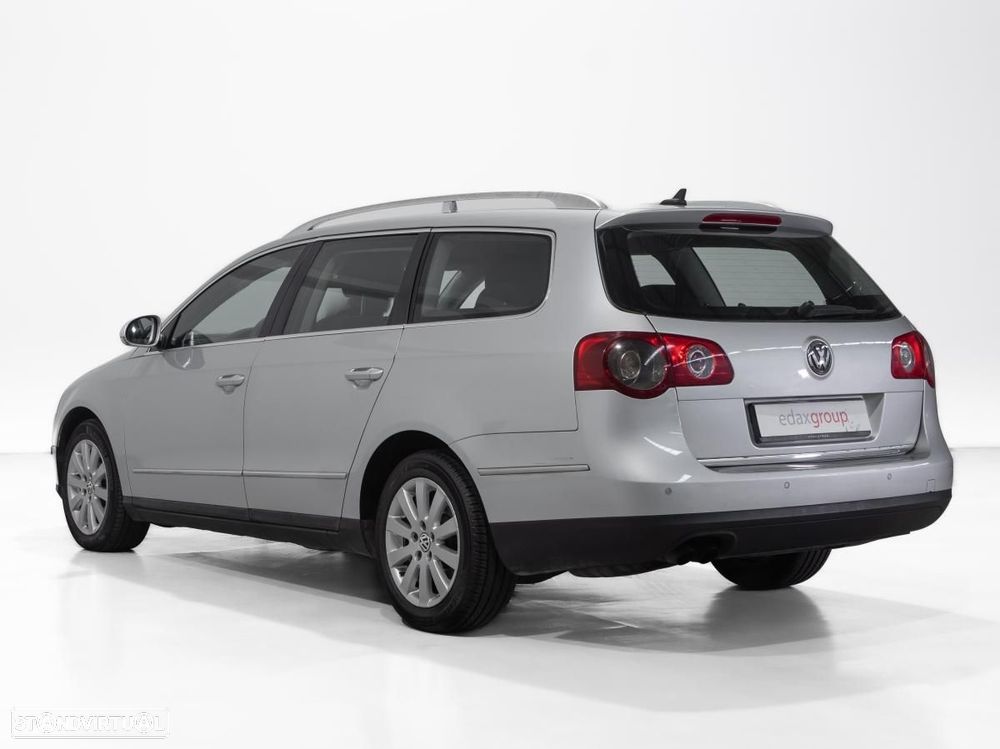 VW Passat Variant - 4