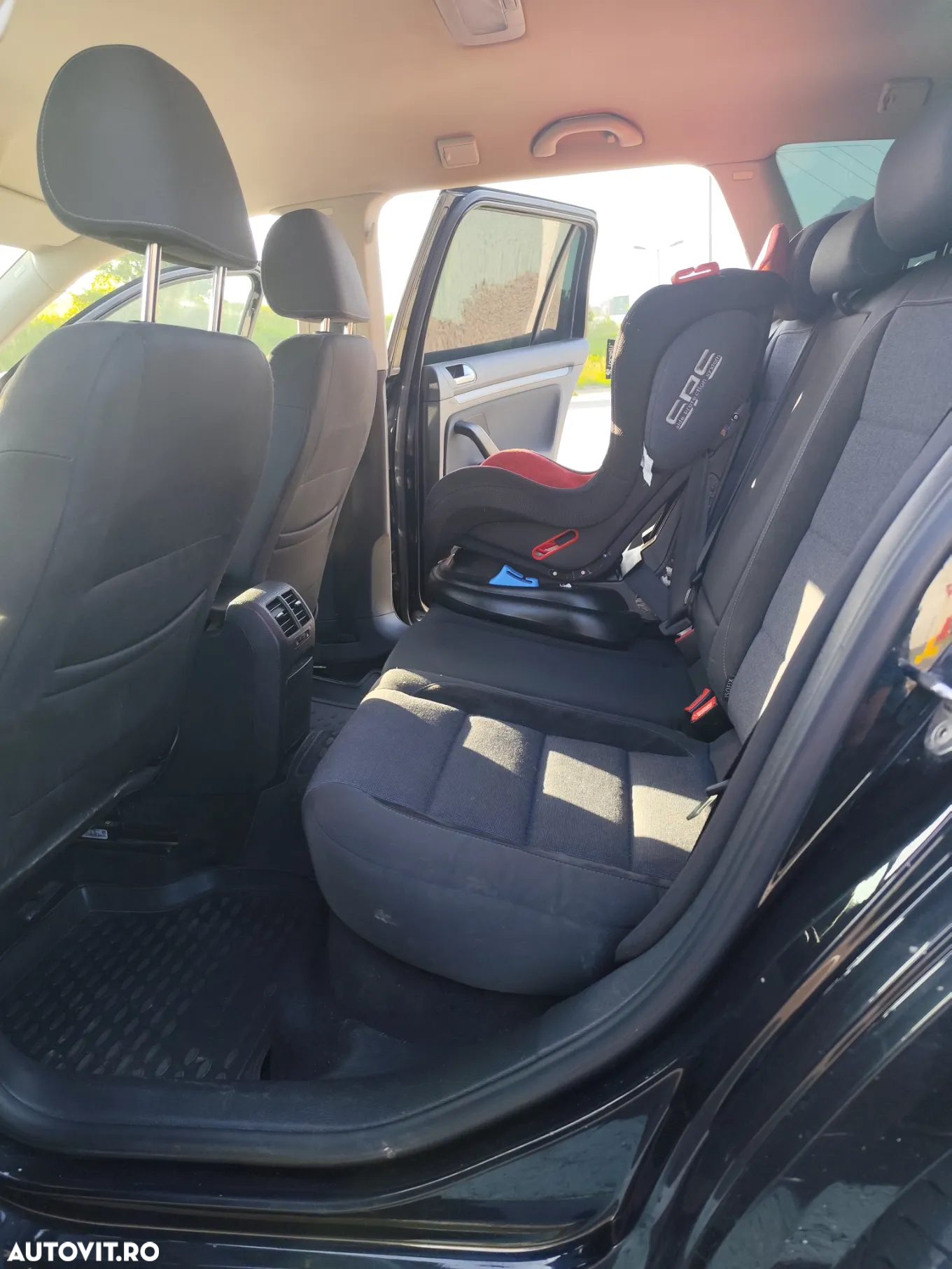 Volkswagen Golf 2.0 TDI DPF Style - 9