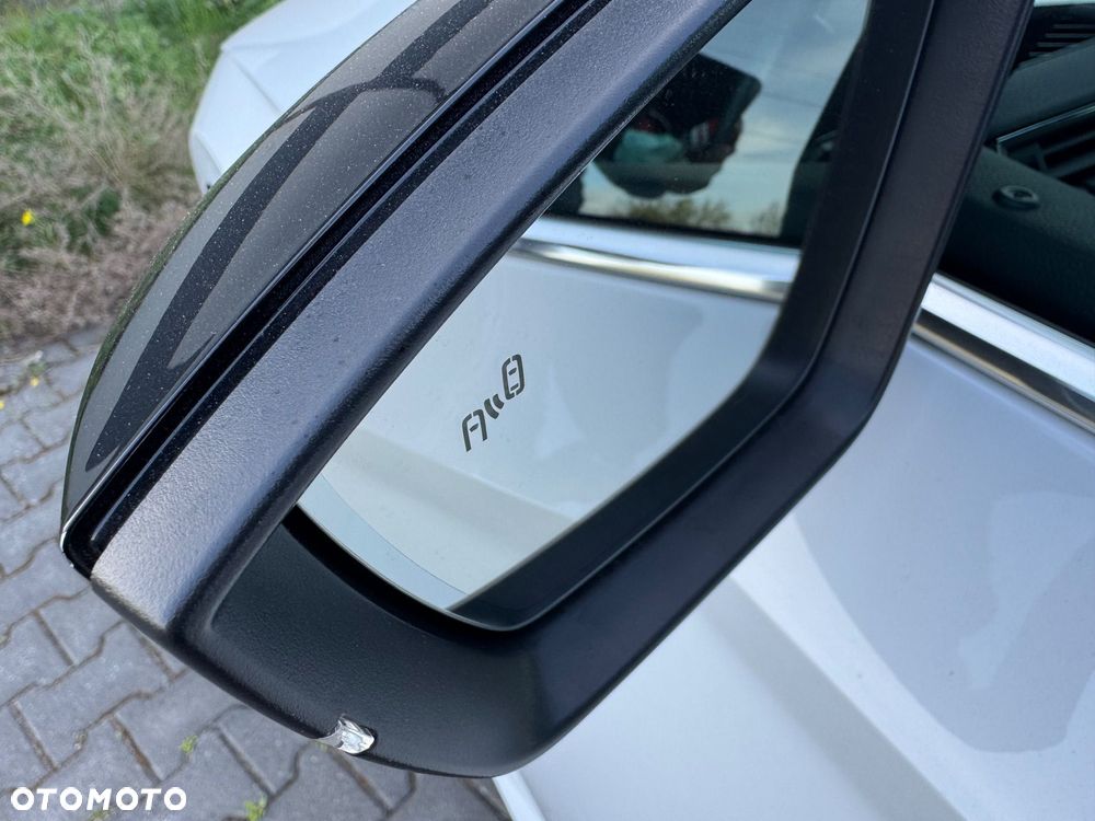 Skoda Superb 2.0 TDI 4x4 DSG L&K - 33