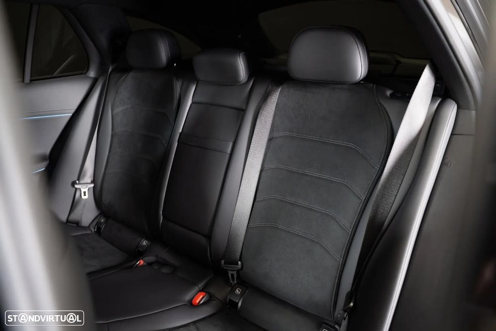 Mercedes-Benz E 300 e Station - 50