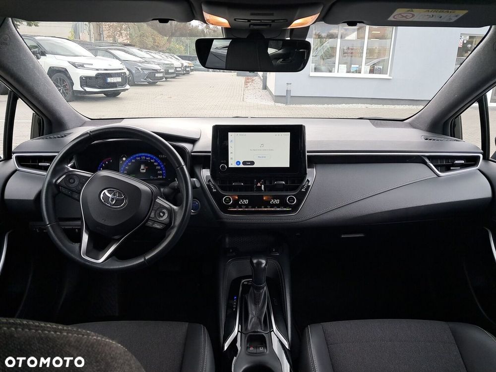 Toyota Corolla 1.8 Hybrid Comfort - 28