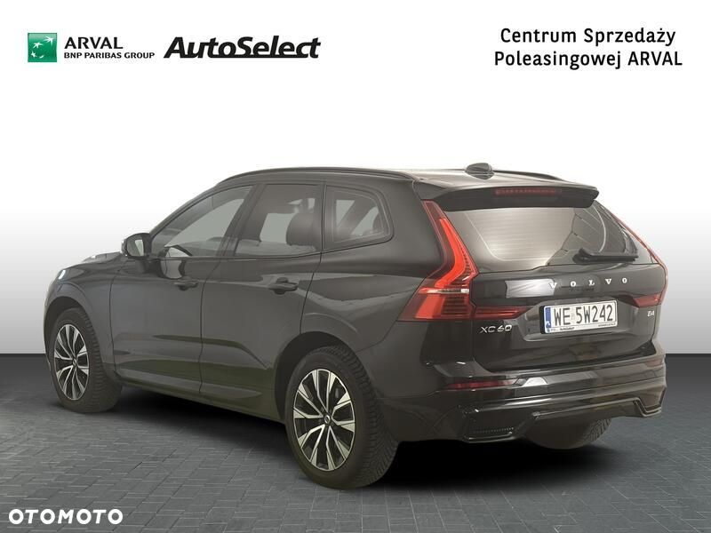 Volvo XC 60 B4 B Plus Dark - 3
