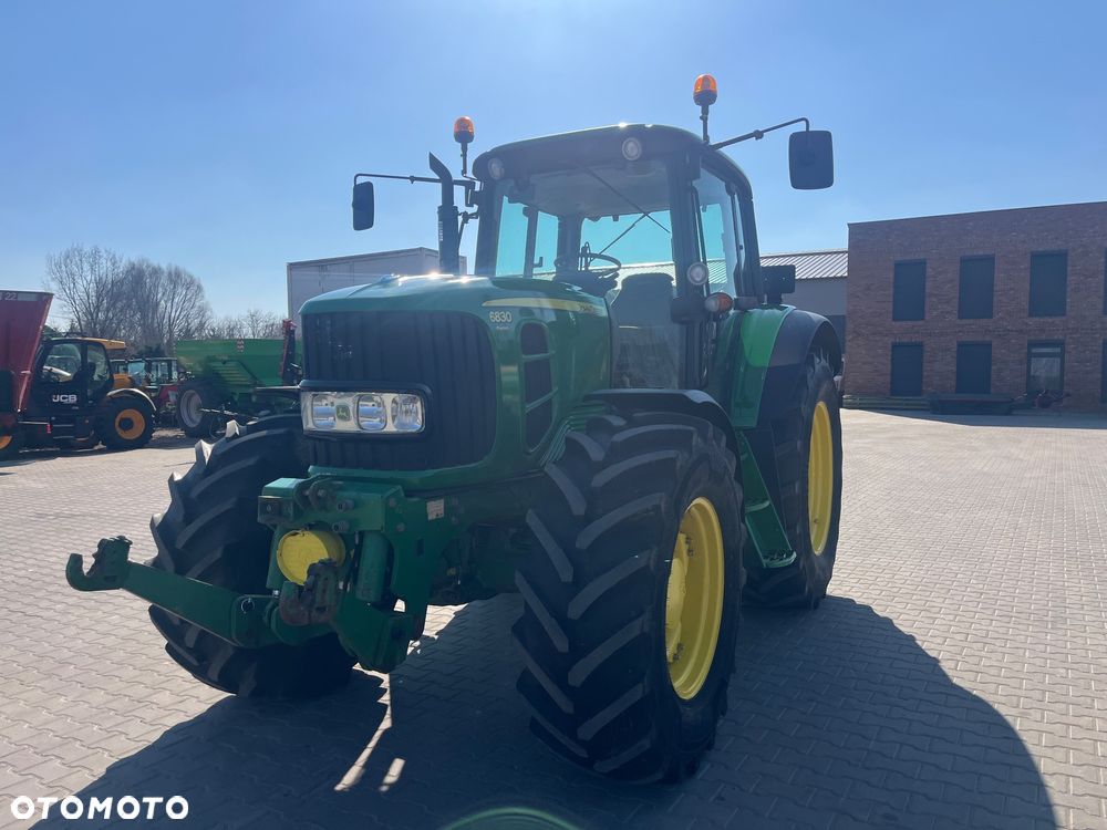John Deere 6830 - 17