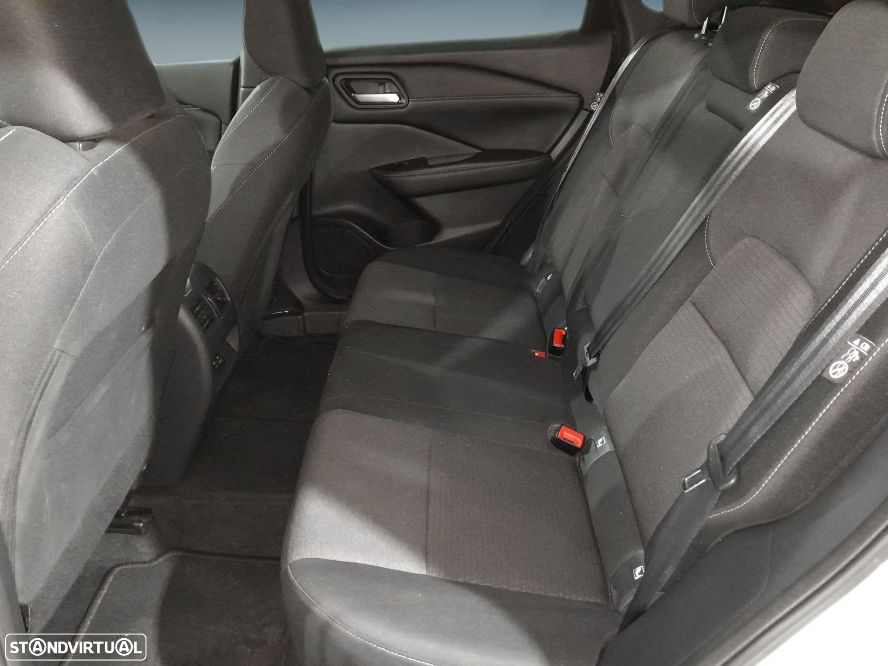 Nissan Qashqai 1.3 DIG-T N-Connecta LED+TT - 9