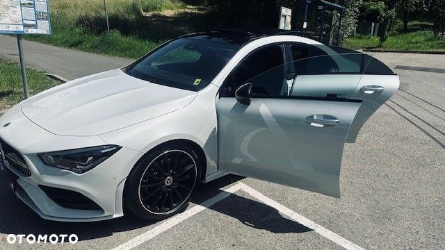 Mercedes-Benz CLA 200 4-Matic AMG Line 8G-DCT - 12